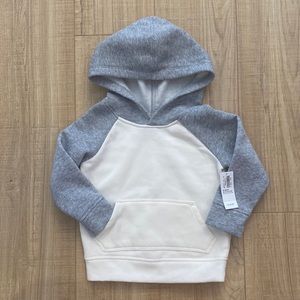*NWT* Old Navy White and Grey Hoodie Size 12-18 Months.